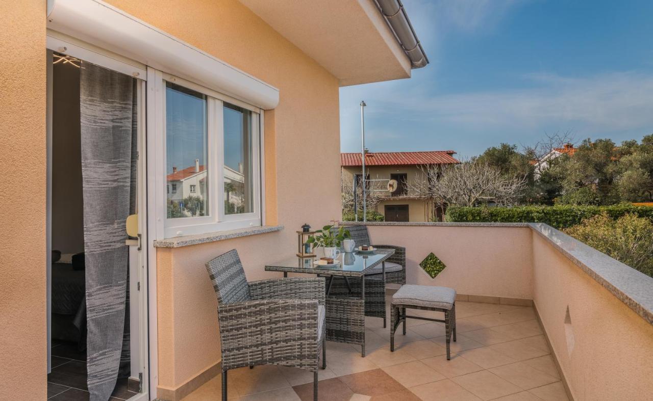 Apartman Luxury Lure Крк Экстерьер фото
