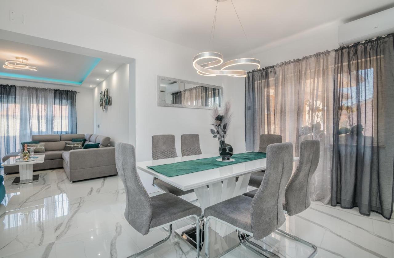 Apartman Luxury Lure Крк Экстерьер фото