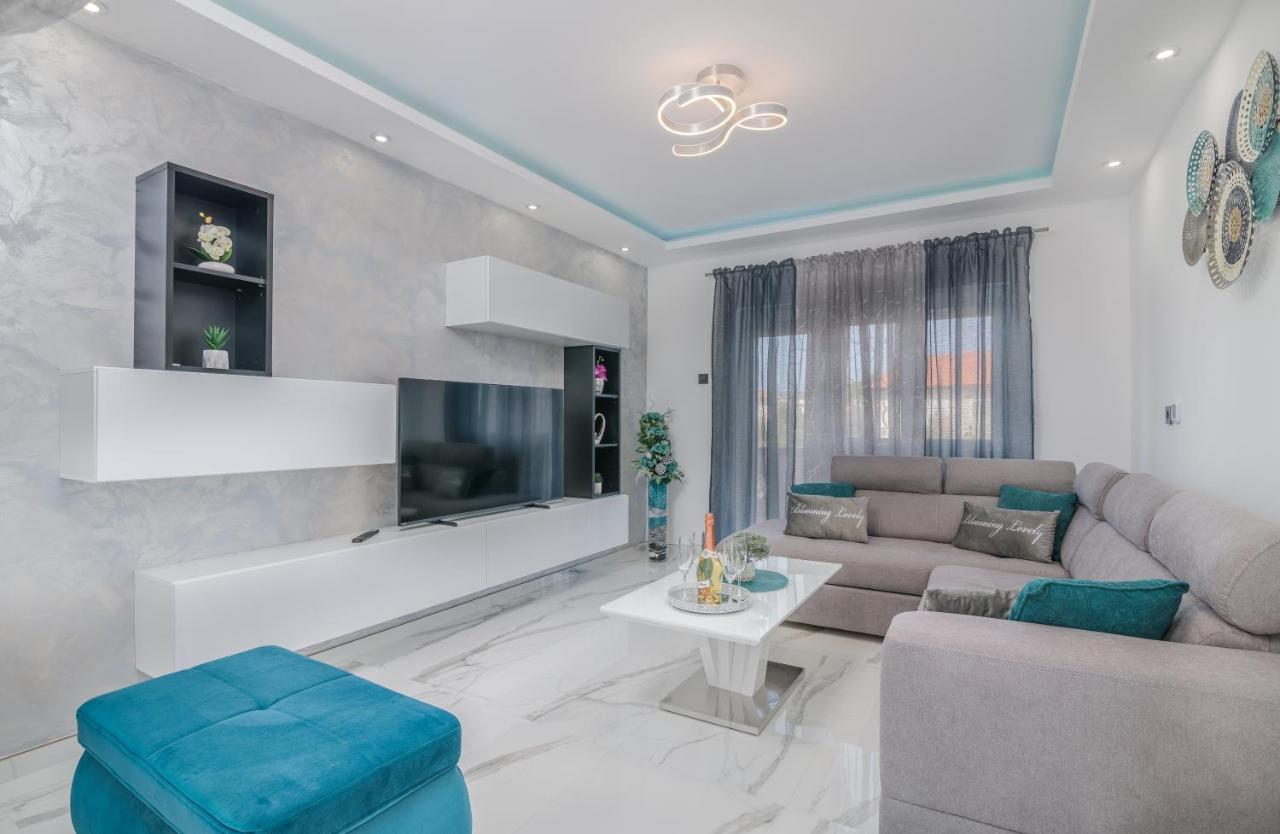 Apartman Luxury Lure Крк Экстерьер фото