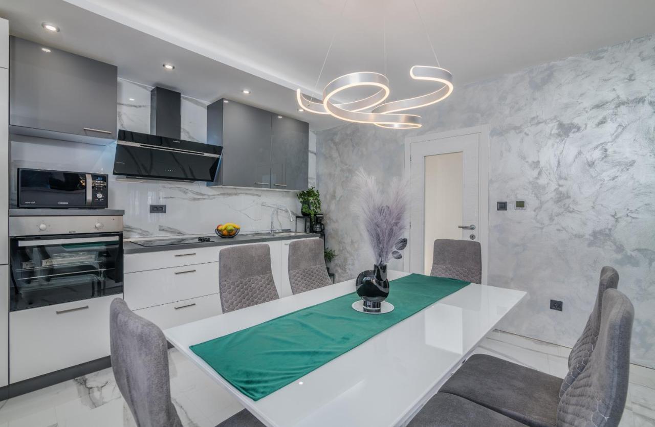 Apartman Luxury Lure Крк Экстерьер фото