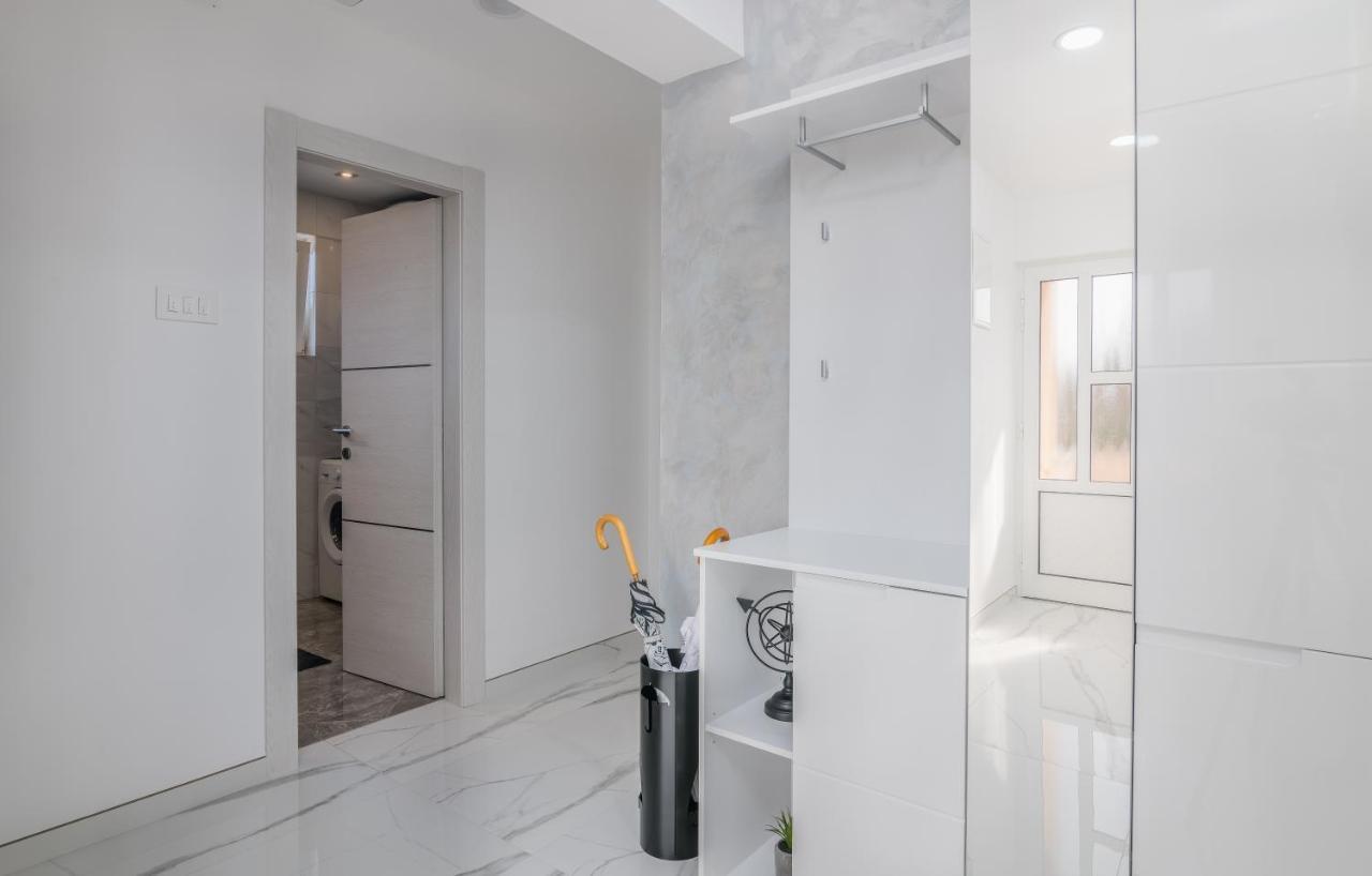 Apartman Luxury Lure Крк Экстерьер фото